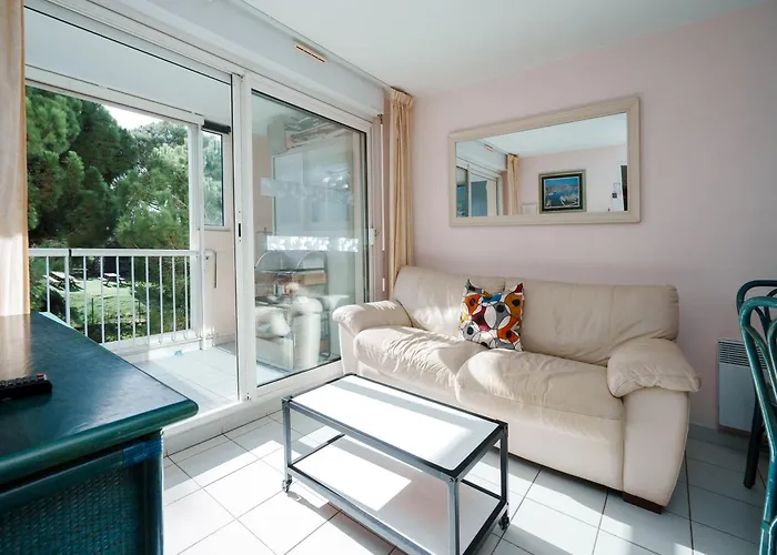 Apartment Azureva 2 Bat A N 24 *