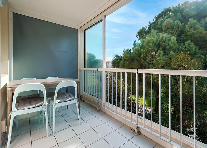 Azureva 2 Bat A N 24 Apartment